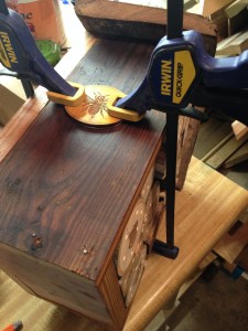 Clamped bee medallion